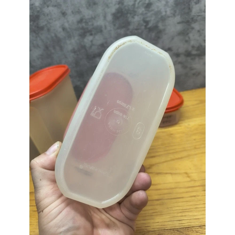 LOT‎ OF 4 VINTAGE TUPPERWARE RED LID